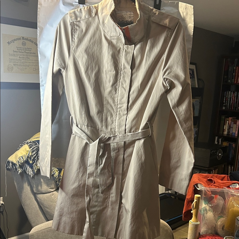 Kensie Light Beige Rain ☔️ Zip-Front Jacket - Picture 3 of 8